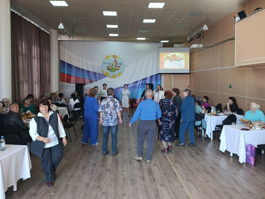 Круиз по волнам нашей памяти