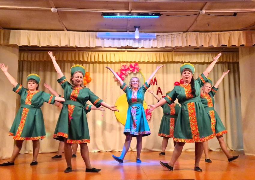 Праздничный концерт к 8 Марта