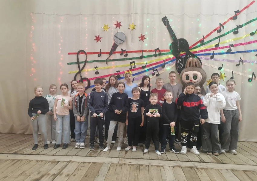 Вечеринка у Веснушки и Лабуба