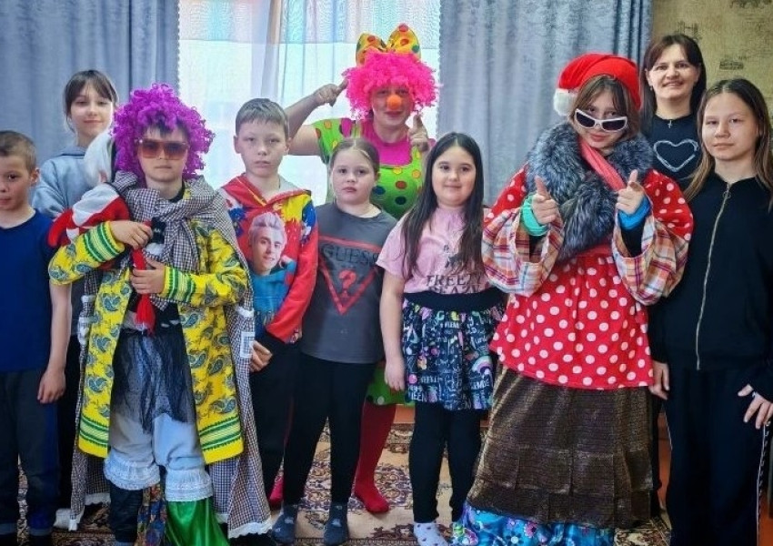 Игровая программа, посвящённой всемирному Дню смеха