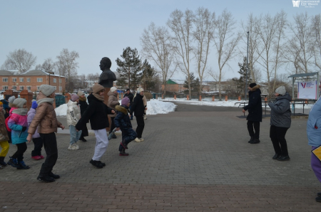 Весна в движении